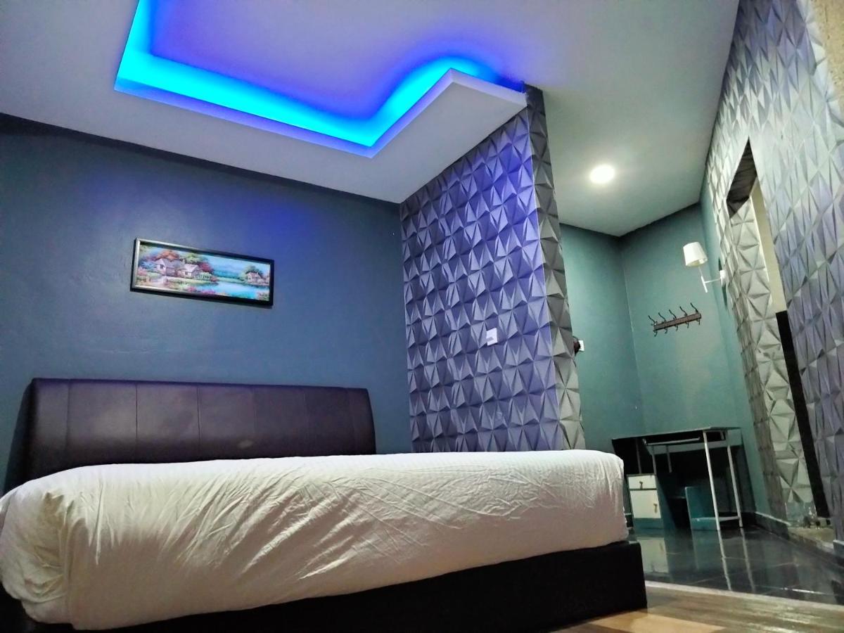 Pine Hotel Batu Gajah Exterior foto